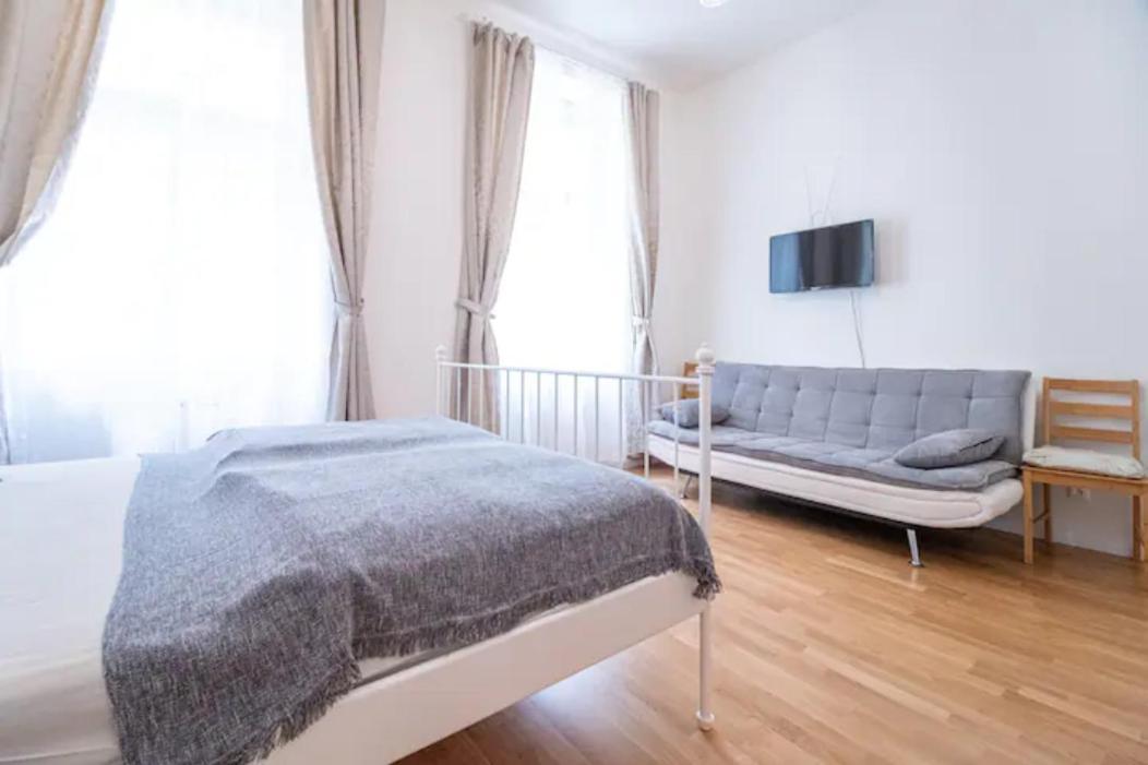 Favorite Apartment In The Center Of Prague 1 Praga Exterior foto